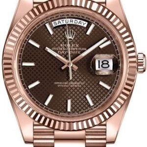Rolex Day-Date 40 Solid 18K Rose Gold Men’s Watch 228235